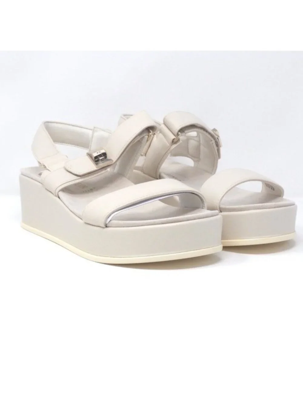Anne Klein Akverse Off White Sandals Women’s 9M
